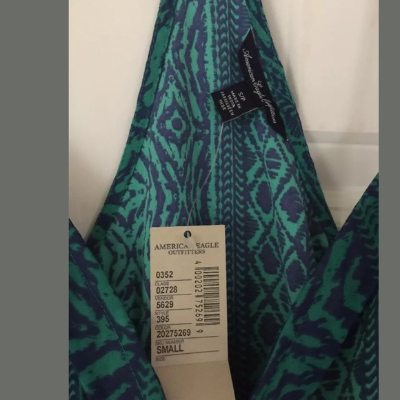 American Eagle Outfitters.Green Printed Halter - Picture 2 of 5